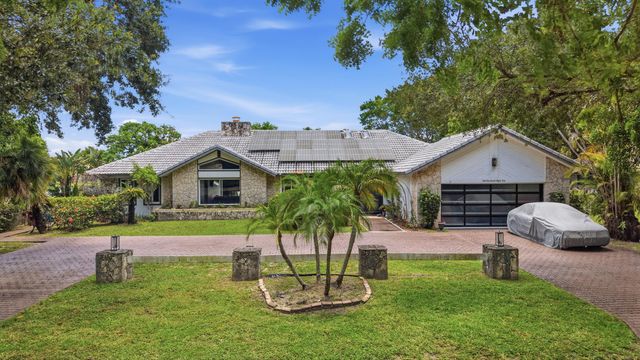 251 NW 104th Avenue, Coral Springs, FL 33071