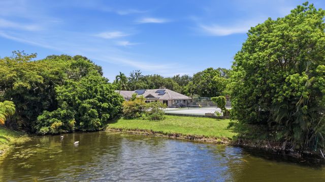 251 NW 104th Avenue, Coral Springs, FL 33071