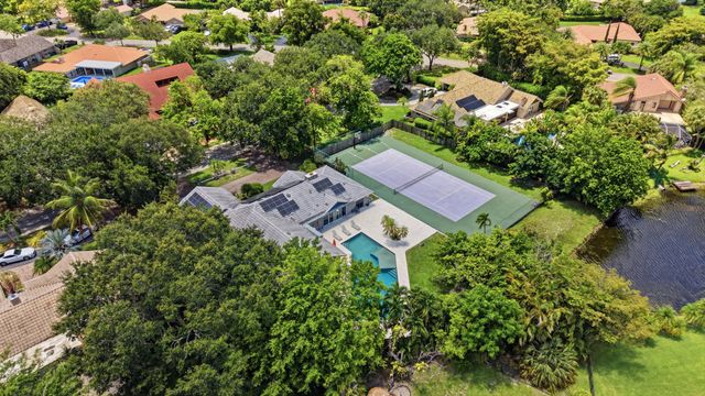 251 NW 104th Avenue, Coral Springs, FL 33071