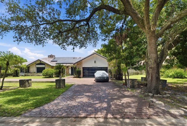 251 NW 104th Avenue, Coral Springs, FL 33071
