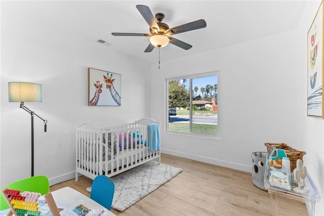 268 W Willow, Pomona, CA 91768