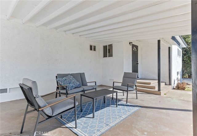 268 W Willow, Pomona, CA 91768