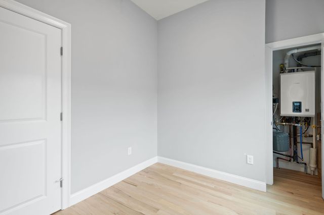7 Waumbeck 3, Boston, MA 02121