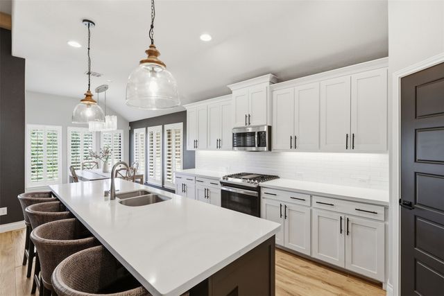 5640 Pradera Road, Fort Worth, TX 76126