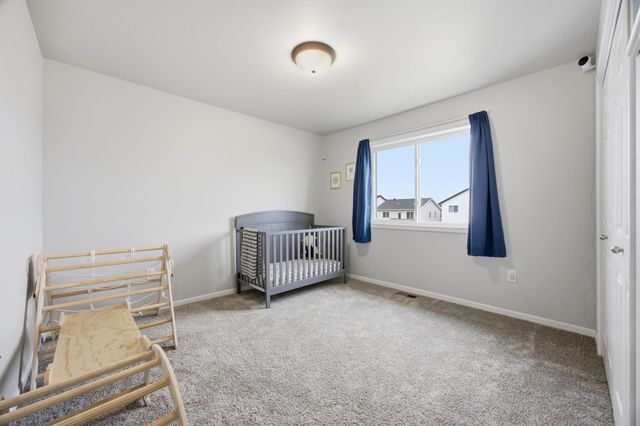 1481 69th Avenue S, Fargo, ND 58104