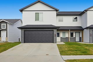 1481 69th Avenue S, Fargo, ND 58104