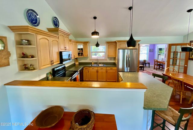 21104 NE 114TH Avenue, Waldo, FL 32694