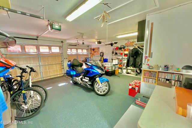 21104 NE 114TH Avenue, Waldo, FL 32694