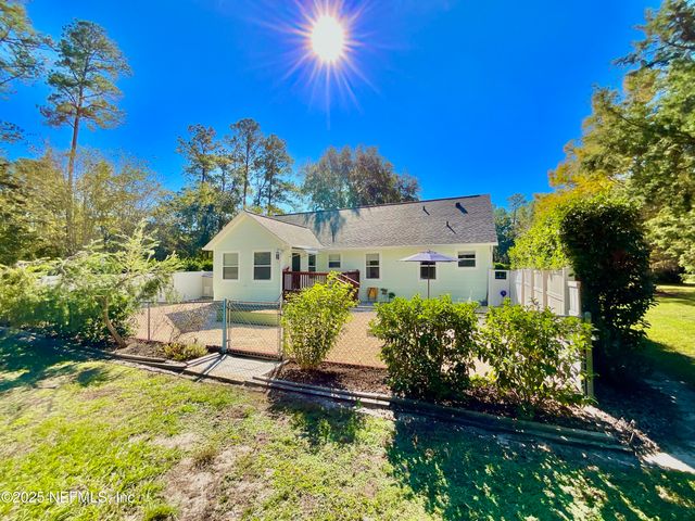 21104 NE 114TH Avenue, Waldo, FL 32694