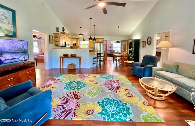 21104 NE 114TH Avenue, Waldo, FL 32694