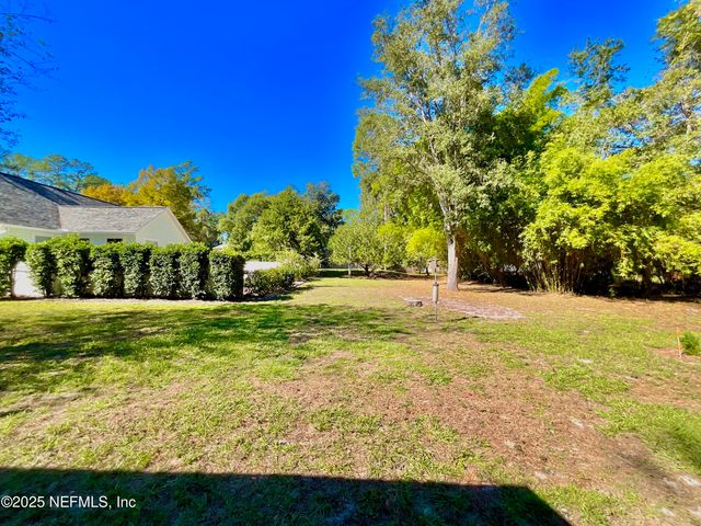 21104 NE 114TH Avenue, Waldo, FL 32694