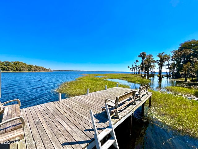 21104 NE 114TH Avenue, Waldo, FL 32694