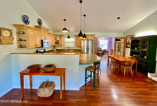 21104 NE 114TH Avenue, Waldo, FL 32694