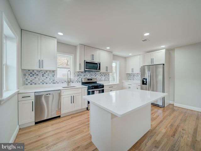 6211 42ND AVE, Hyattsville, MD 20781