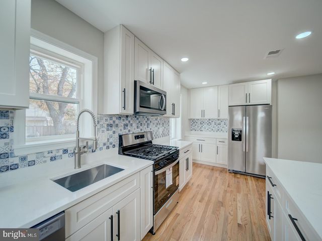 6211 42ND AVE, Hyattsville, MD 20781