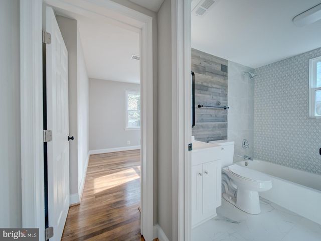 6211 42ND AVE, Hyattsville, MD 20781