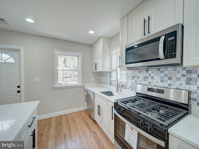 6211 42ND AVE, Hyattsville, MD 20781
