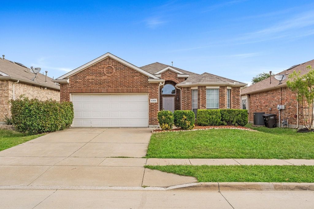 6309 Melanie Drive, Fort Worth, TX 76131