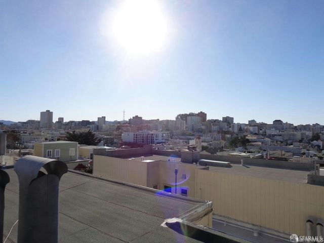 1320 Vallejo Street, San Francisco, CA 94109