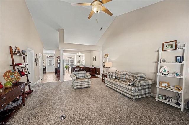 492 Crosswick Road, Clemmons, NC 27012