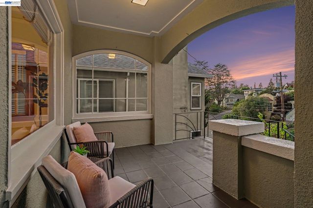 667 Rosal Ave, Oakland, CA 94610