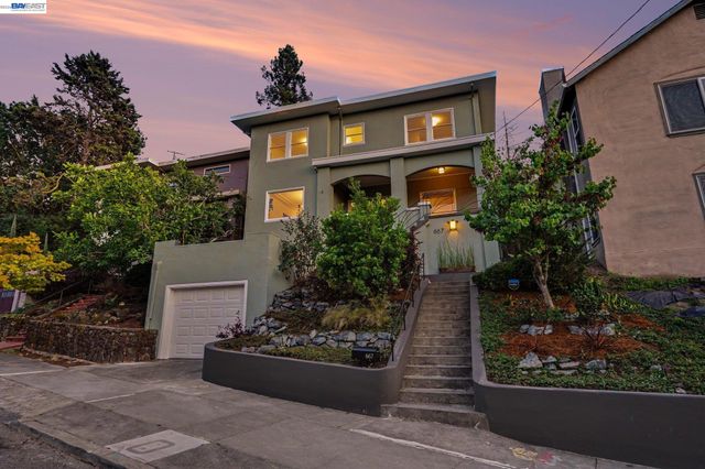 667 Rosal Ave, Oakland, CA 94610