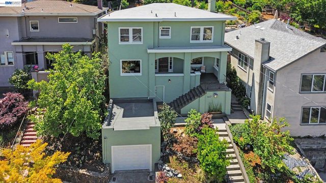 667 Rosal Ave, Oakland, CA 94610