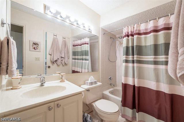 2190 Arbour Walk CIR 2221, Naples, FL 34109