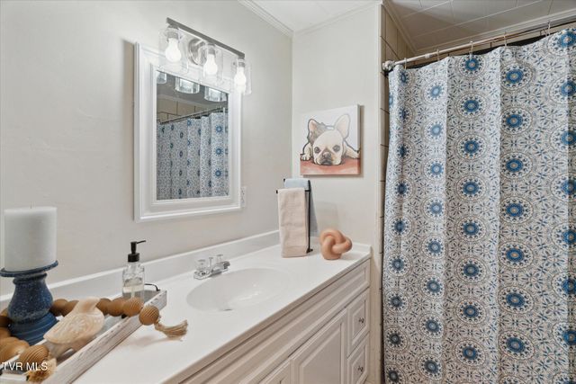 204 Maple Drive, Jonesborough, TN 37659