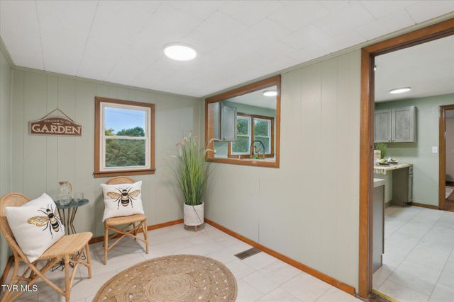 204 Maple Drive, Jonesborough, TN 37659
