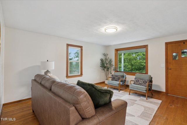 204 Maple Drive, Jonesborough, TN 37659