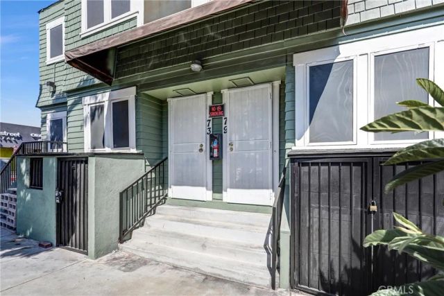 73 S Michigan Avenue, Pasadena, CA 91106