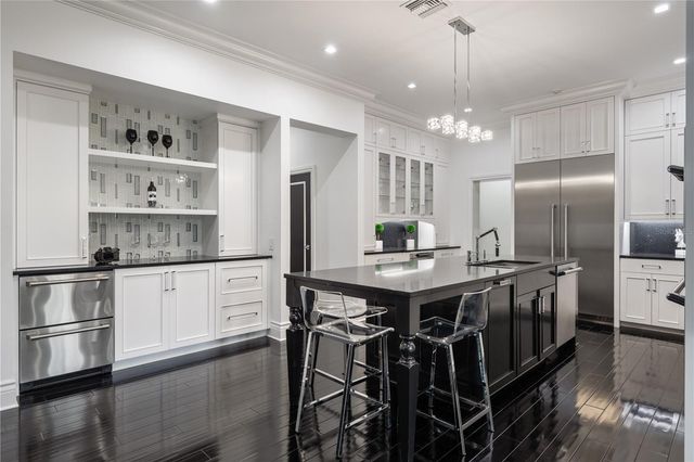 1581 FOREST AVENUE, Winter Park, FL 32789