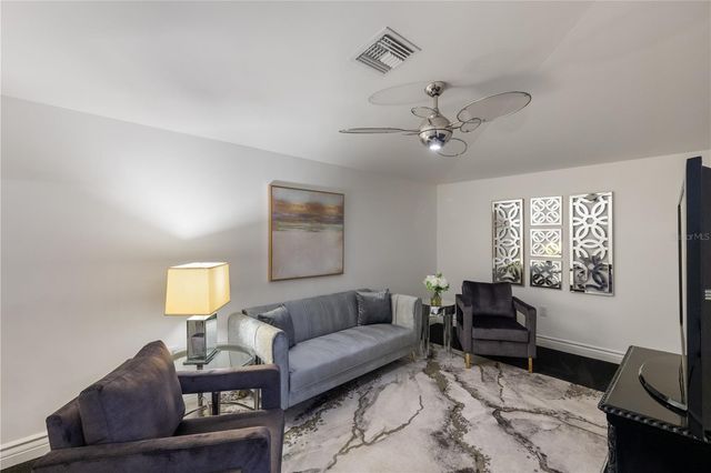 1581 FOREST AVENUE, Winter Park, FL 32789