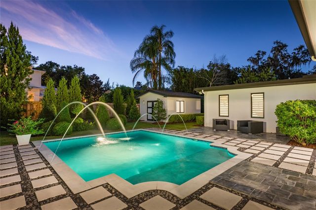 1581 FOREST AVENUE, Winter Park, FL 32789