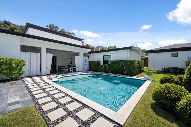 1581 FOREST AVENUE, Winter Park, FL 32789