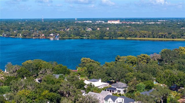 1581 FOREST AVENUE, Winter Park, FL 32789