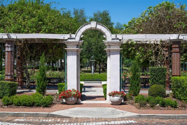 1581 FOREST AVENUE, Winter Park, FL 32789