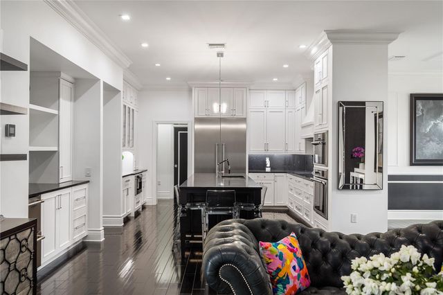 1581 FOREST AVENUE, Winter Park, FL 32789