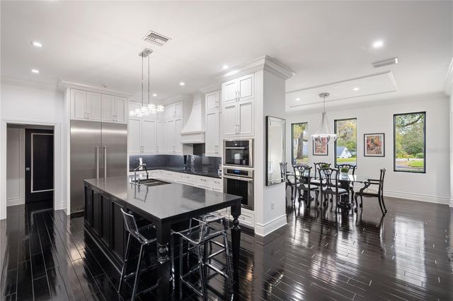 1581 FOREST AVENUE, Winter Park, FL 32789