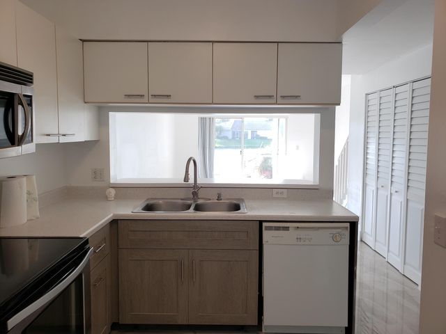 4963 SW 31st Terrace 4963, Dania Beach, FL 33312