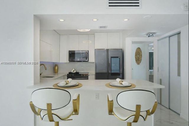 2017 S Ocean Dr 1206, Hallandale Beach, FL 33009