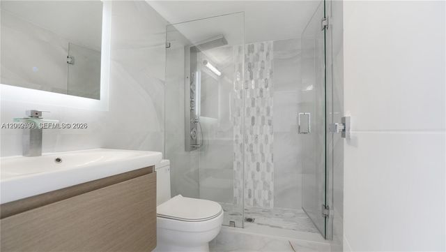 2017 S Ocean Dr 1206, Hallandale Beach, FL 33009