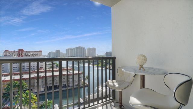2017 S Ocean Dr 1206, Hallandale Beach, FL 33009