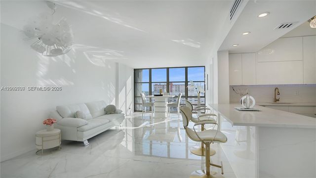 2017 S Ocean Dr 1206, Hallandale Beach, FL 33009