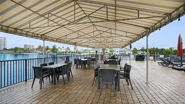 2017 S Ocean Dr 1206, Hallandale Beach, FL 33009