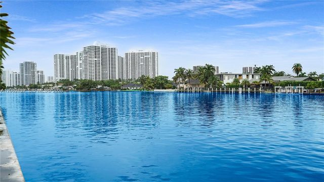 2017 S Ocean Dr 1206, Hallandale Beach, FL 33009