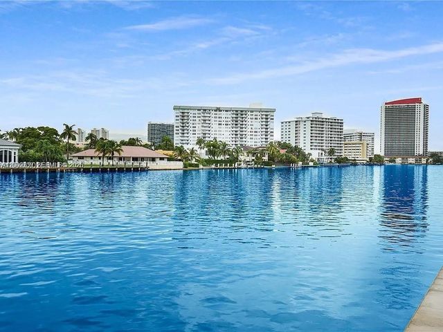 2017 S Ocean Dr 1206, Hallandale Beach, FL 33009