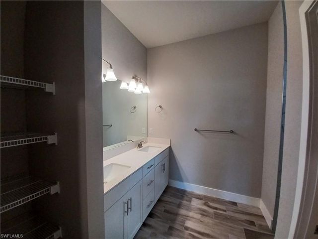 1740 NW 9th TER, Cape Coral, FL 33993