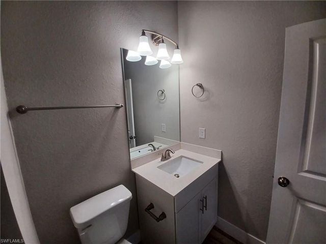1740 NW 9th TER, Cape Coral, FL 33993